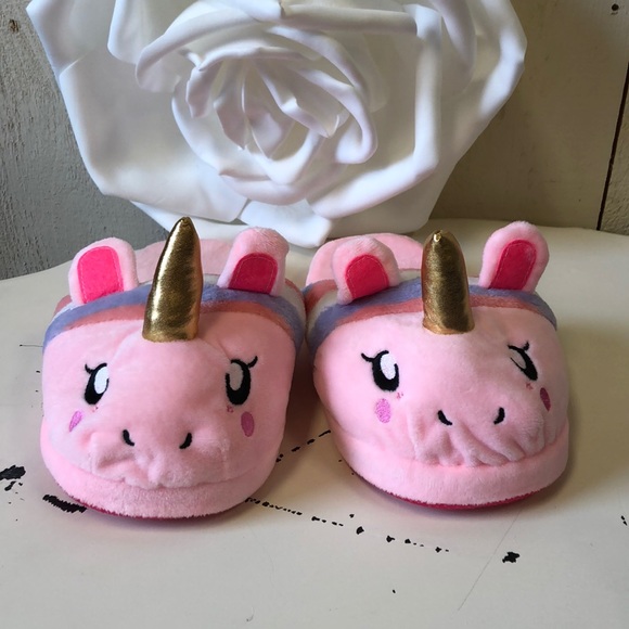 NEW Fluffy  Pink Unicorn Slippers Gold Horn Fun - Picture 1 of 4